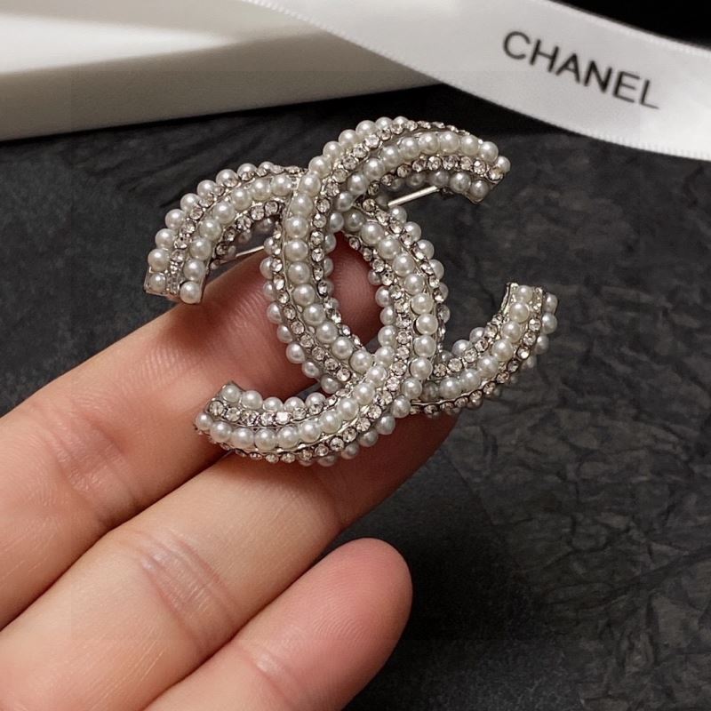 Ch*el brooches